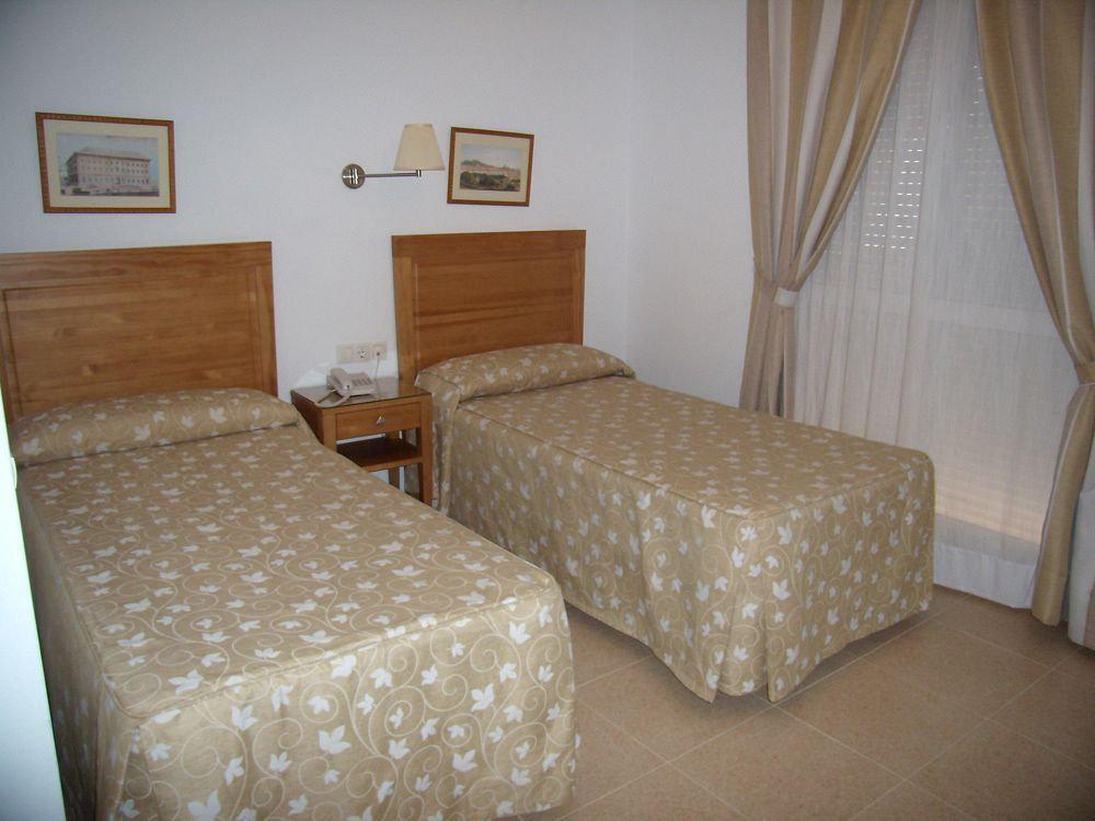Hotel Goartin Malaga Exterior photo