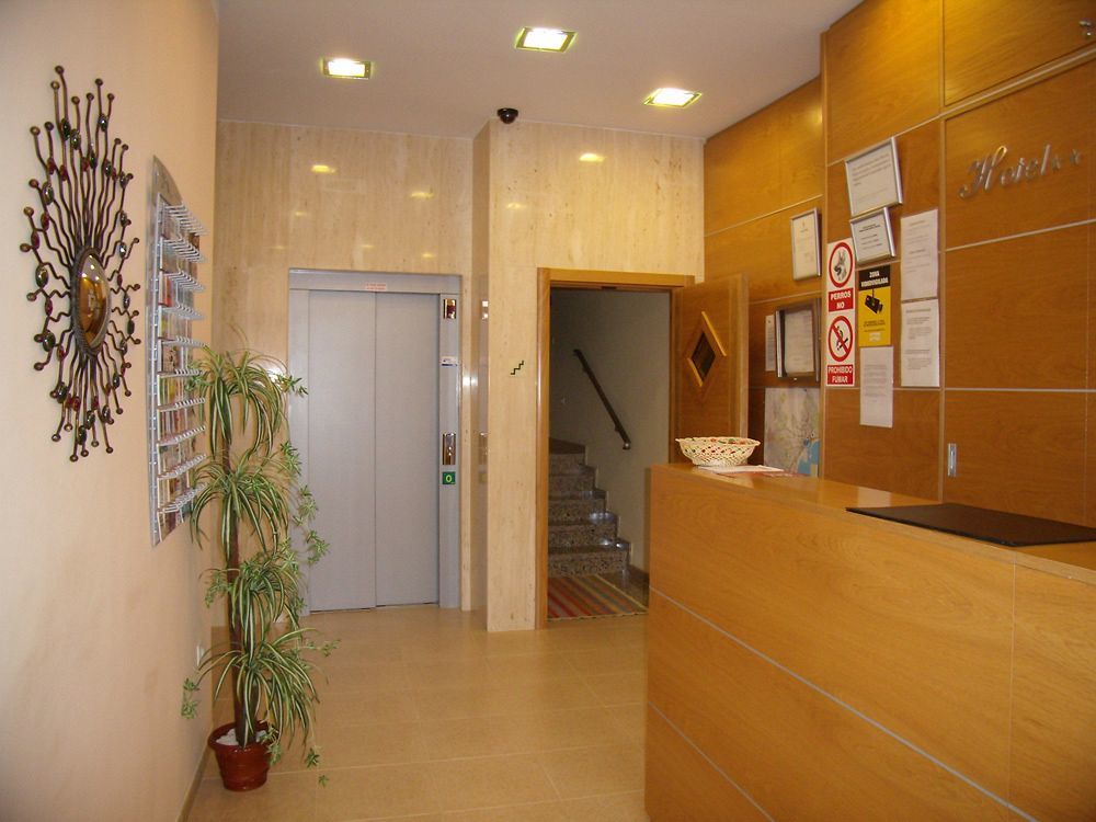 Hotel Goartin Malaga Exterior photo