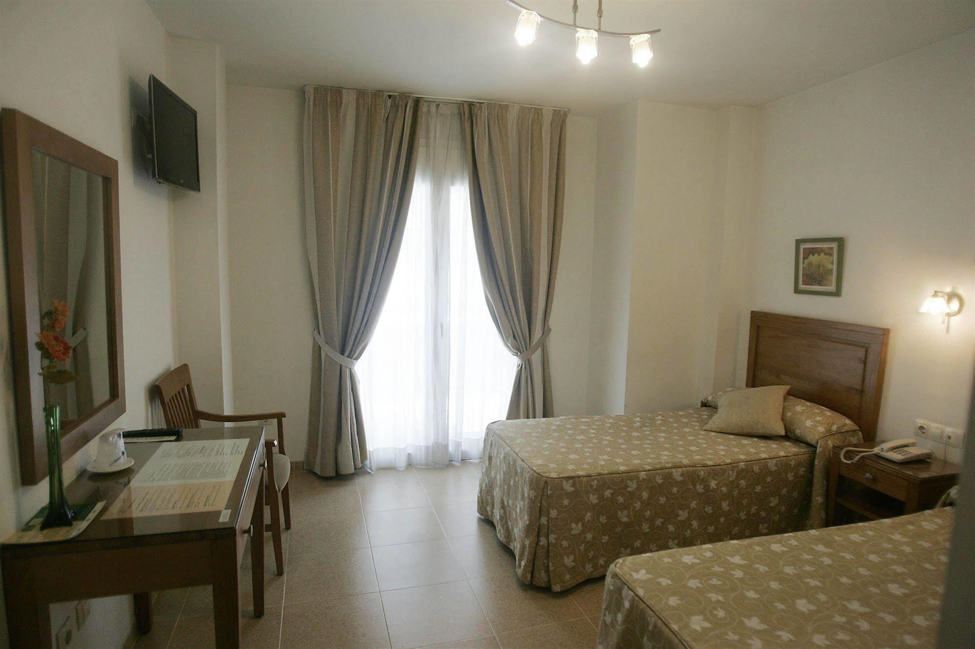 Hotel Goartin Malaga Exterior photo