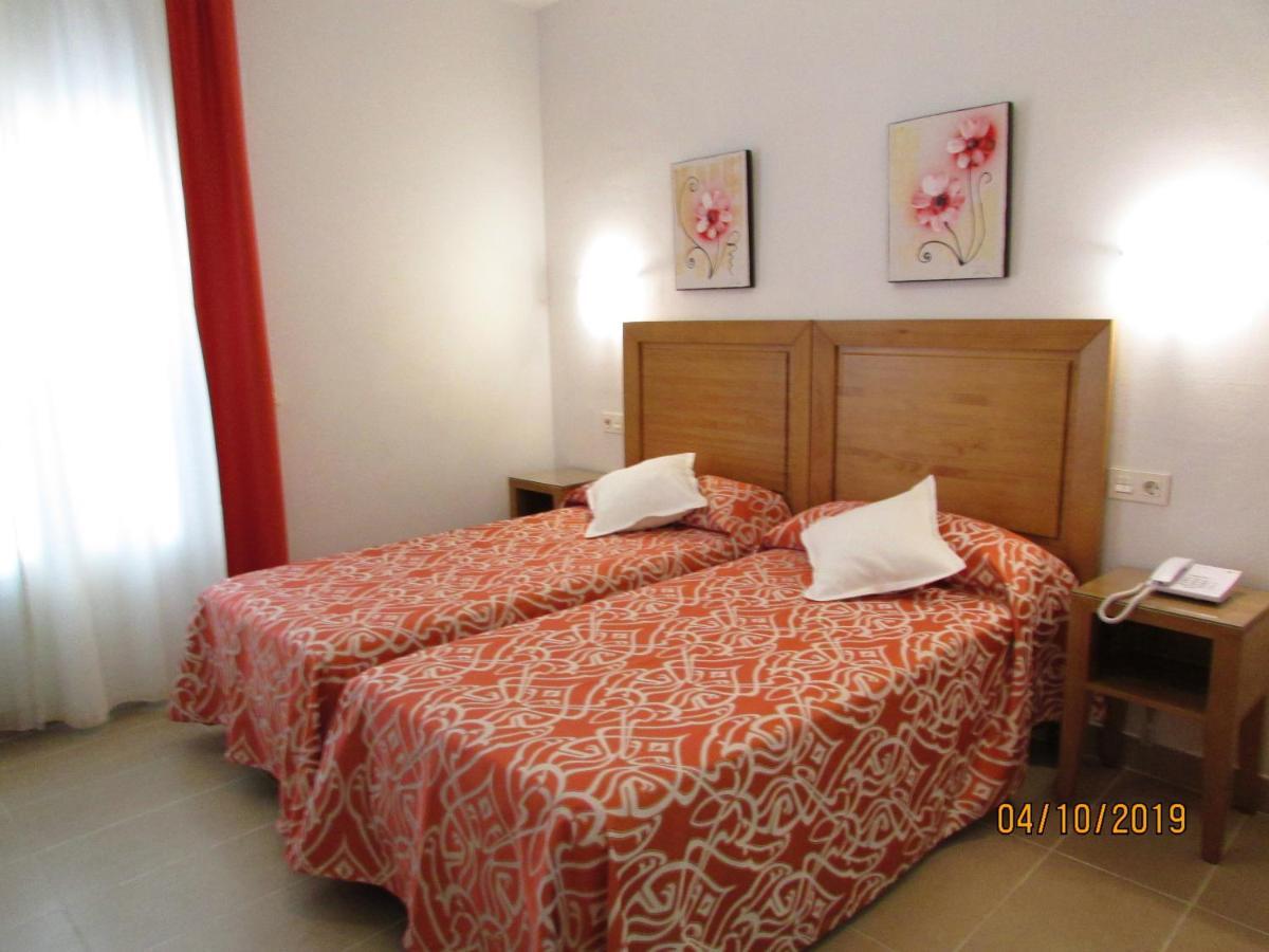Hotel Goartin Malaga Exterior photo