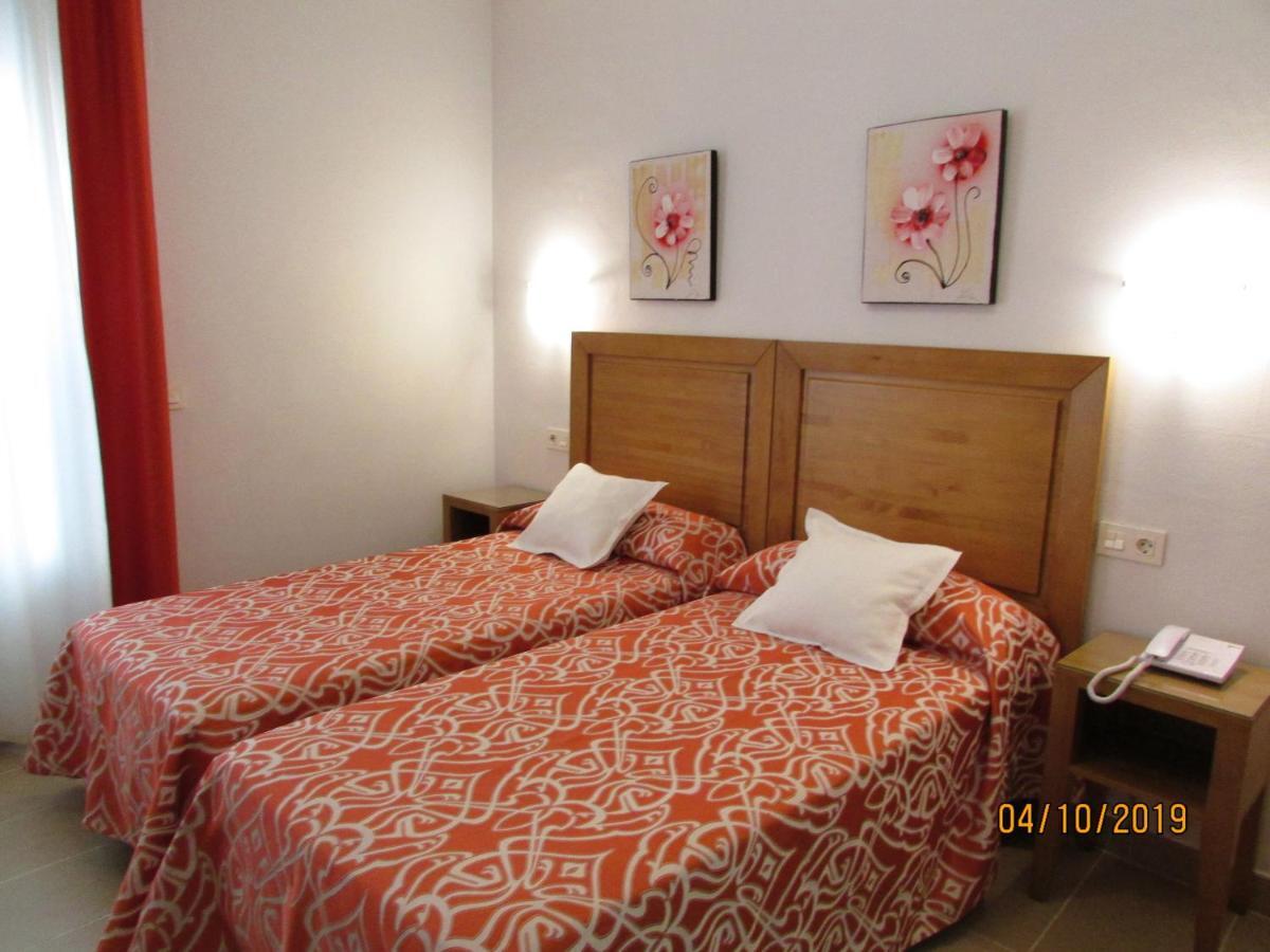 Hotel Goartin Malaga Exterior photo